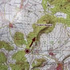 Hinweistafel zum Meteoriten von Dermbach am Parkplatz Emberghütte bei Oberalba/Dermbach